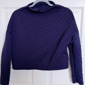 Elegant Navy Quilted Sweater Size XS